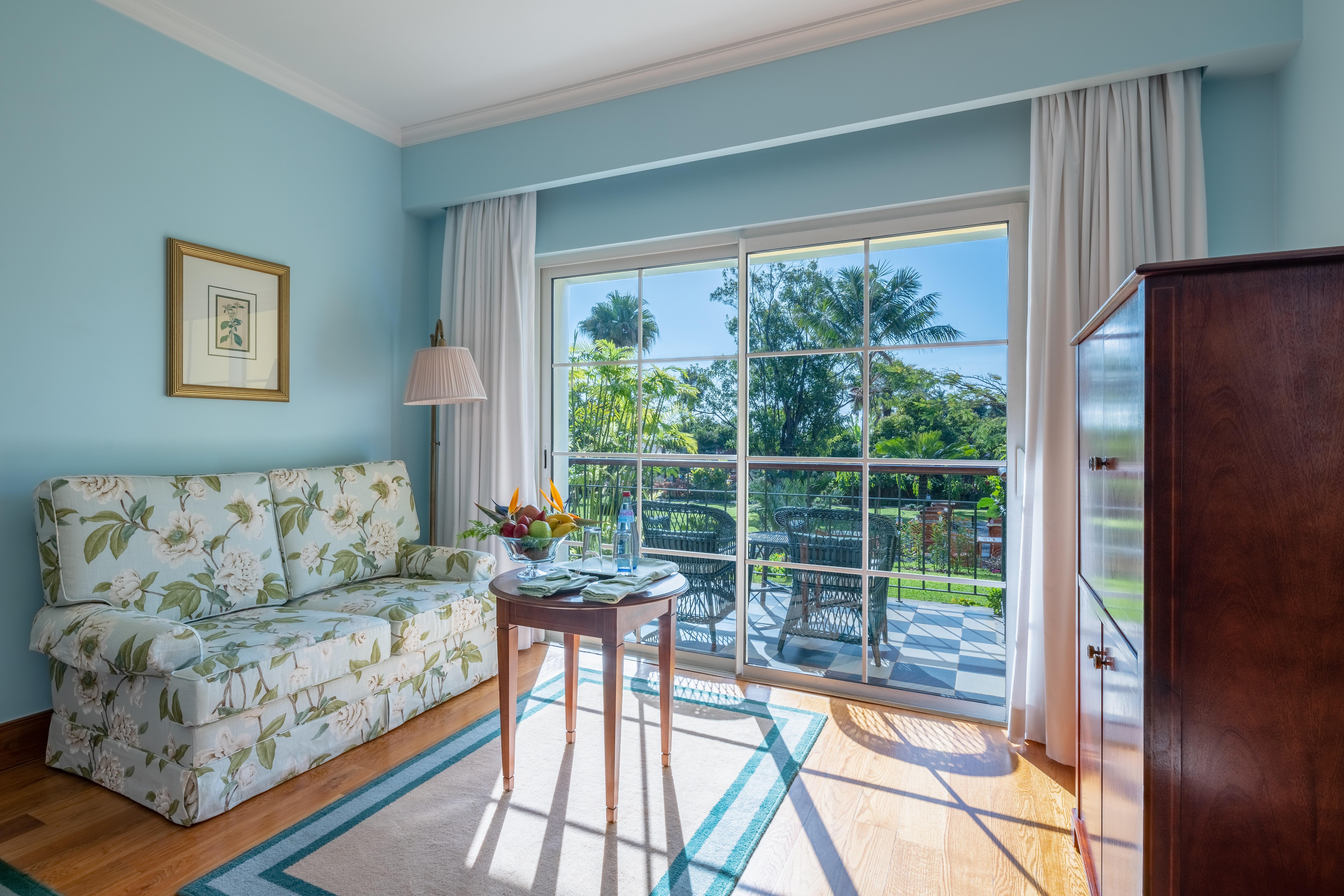 Quinta Jardins Do Lago Funchal  Exterior photo A room at the Boca Raton Resort